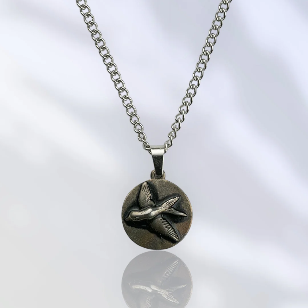 Loyalty Pendant & Chain - Image 6