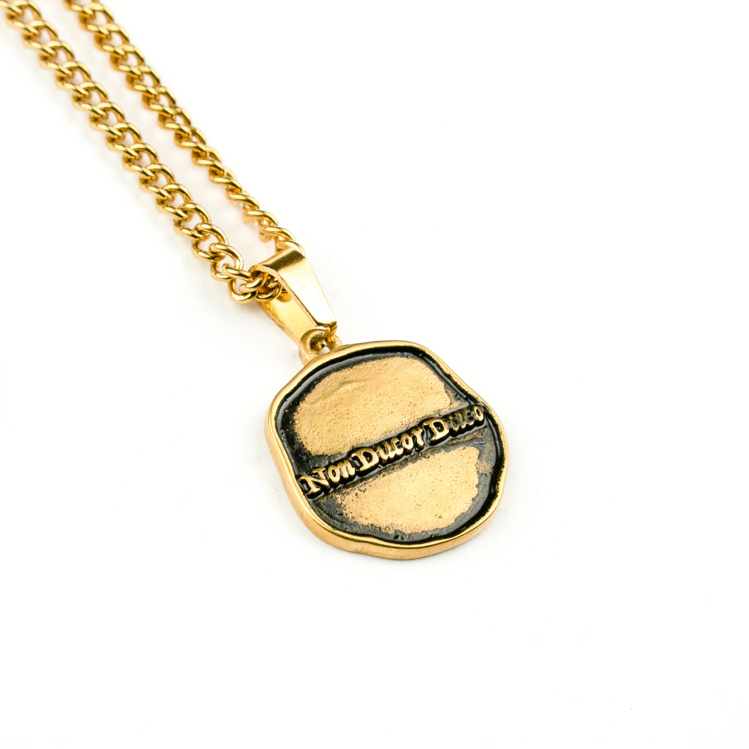 Non Ducor Duco Pendant & Chain - Image 3