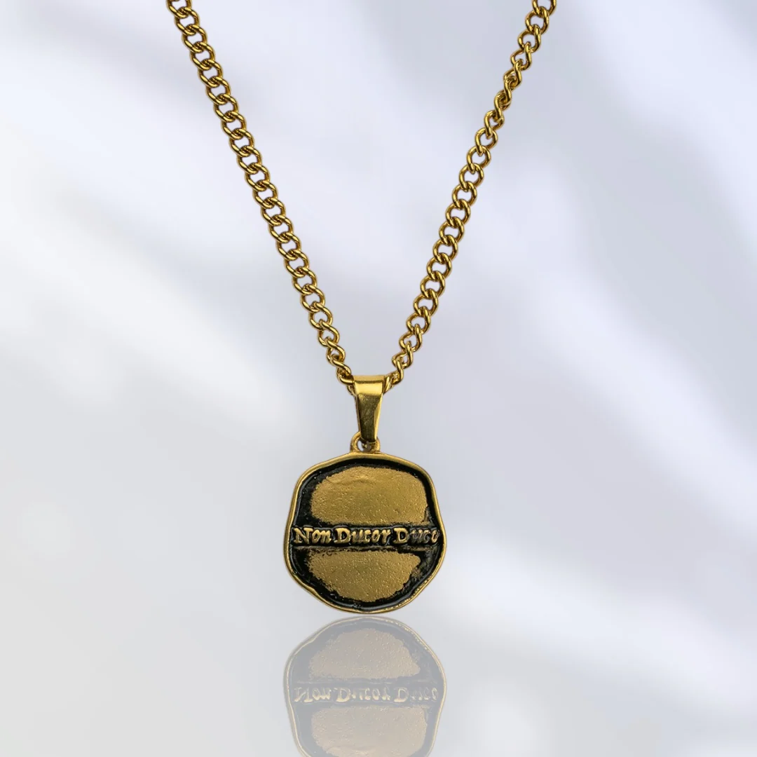 Non Ducor Duco Pendant & Chain - Image 4