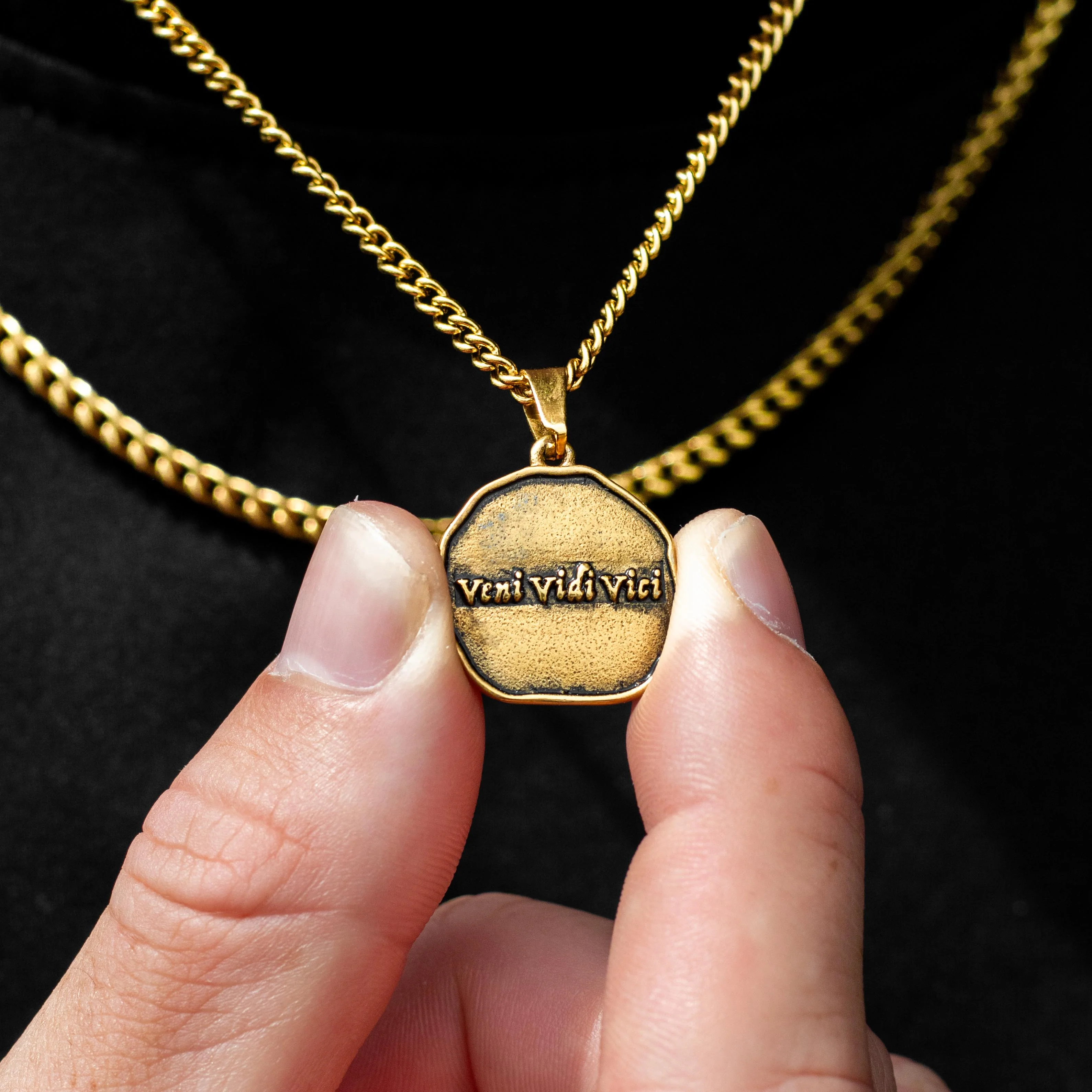 Veni Vidi Vici Pendant & Chain - Image 5
