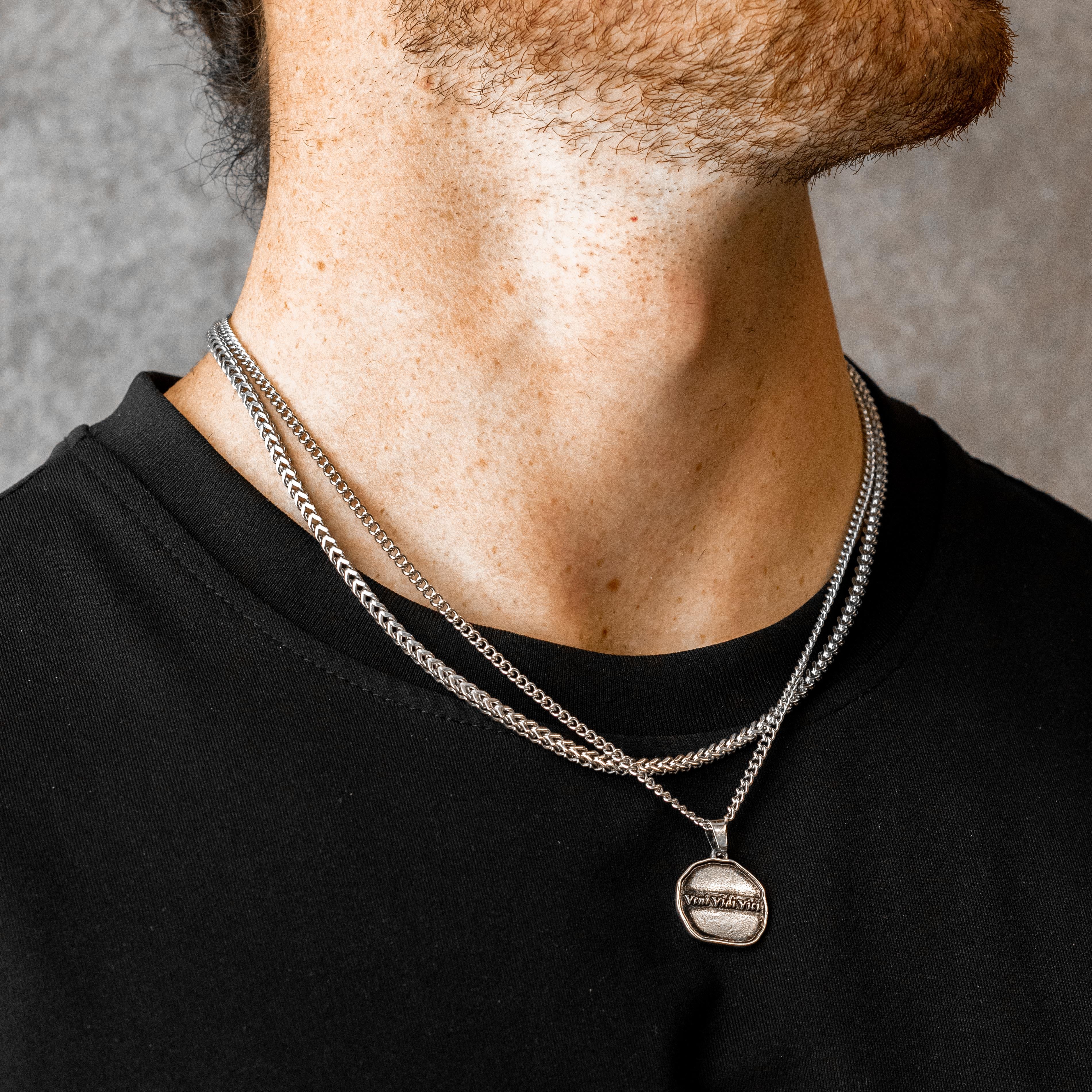 Veni Vidi Vici Pendant & Chain - Image 6