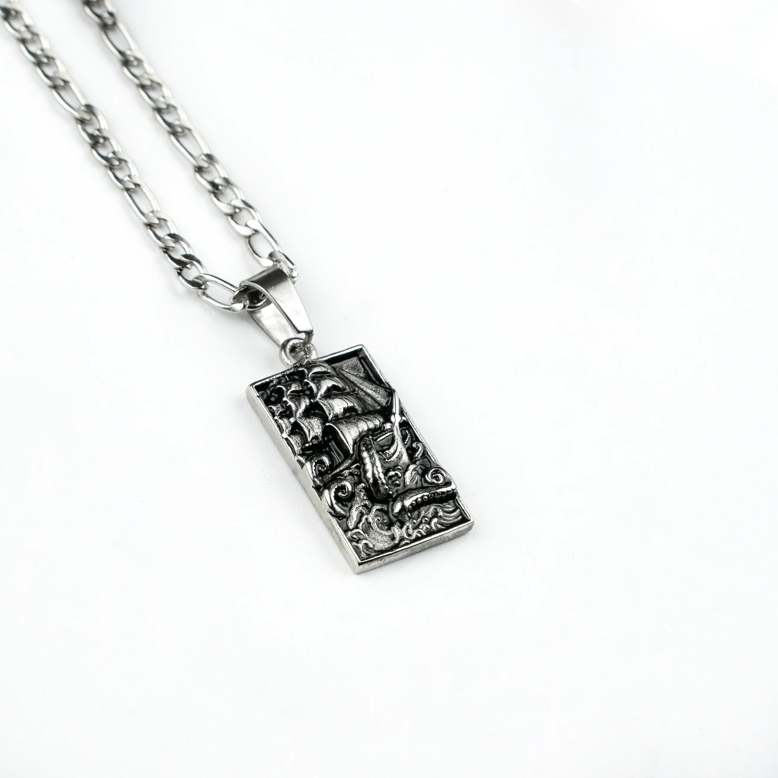 Voyage Pendant & Chain - Image 3